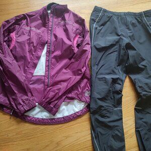 Novara Women's Jacket and Pants Cycling set. Size Large.